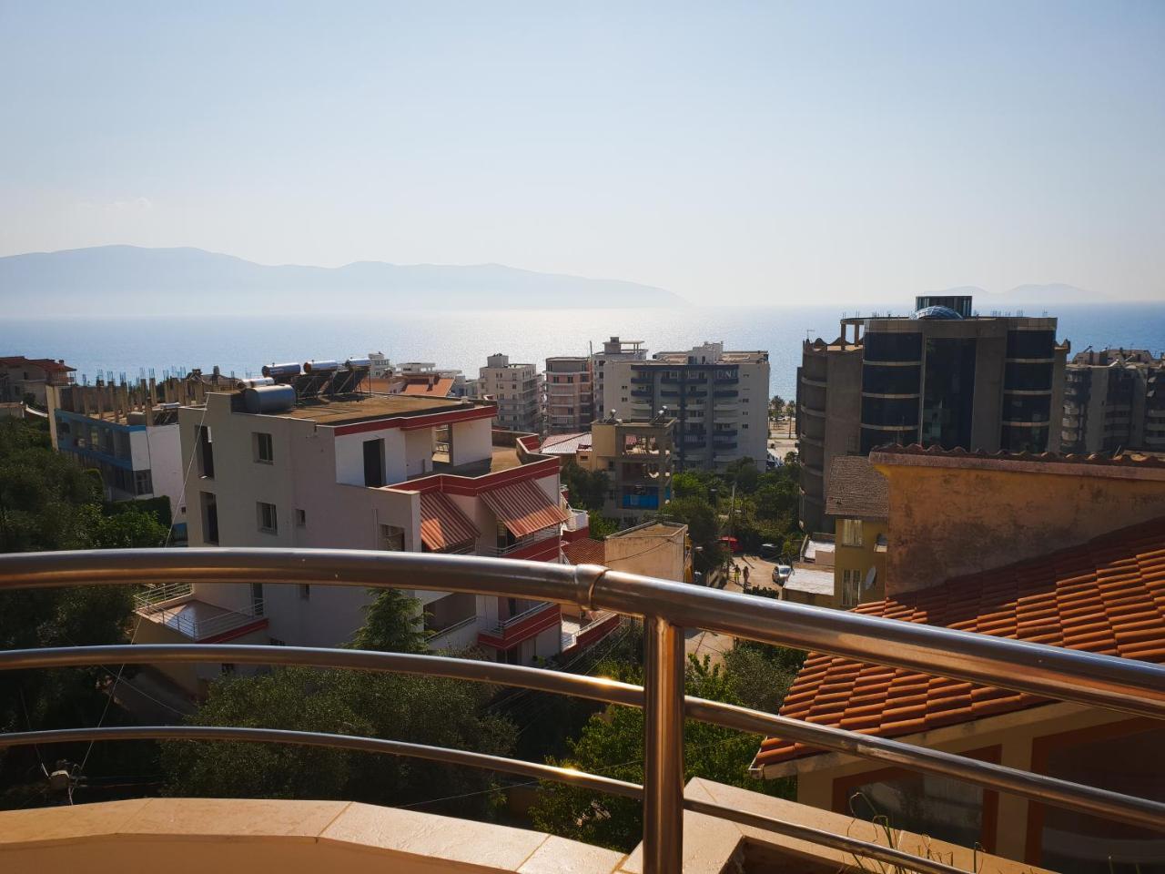 Lux Apartments Avlonya Dış mekan fotoğraf