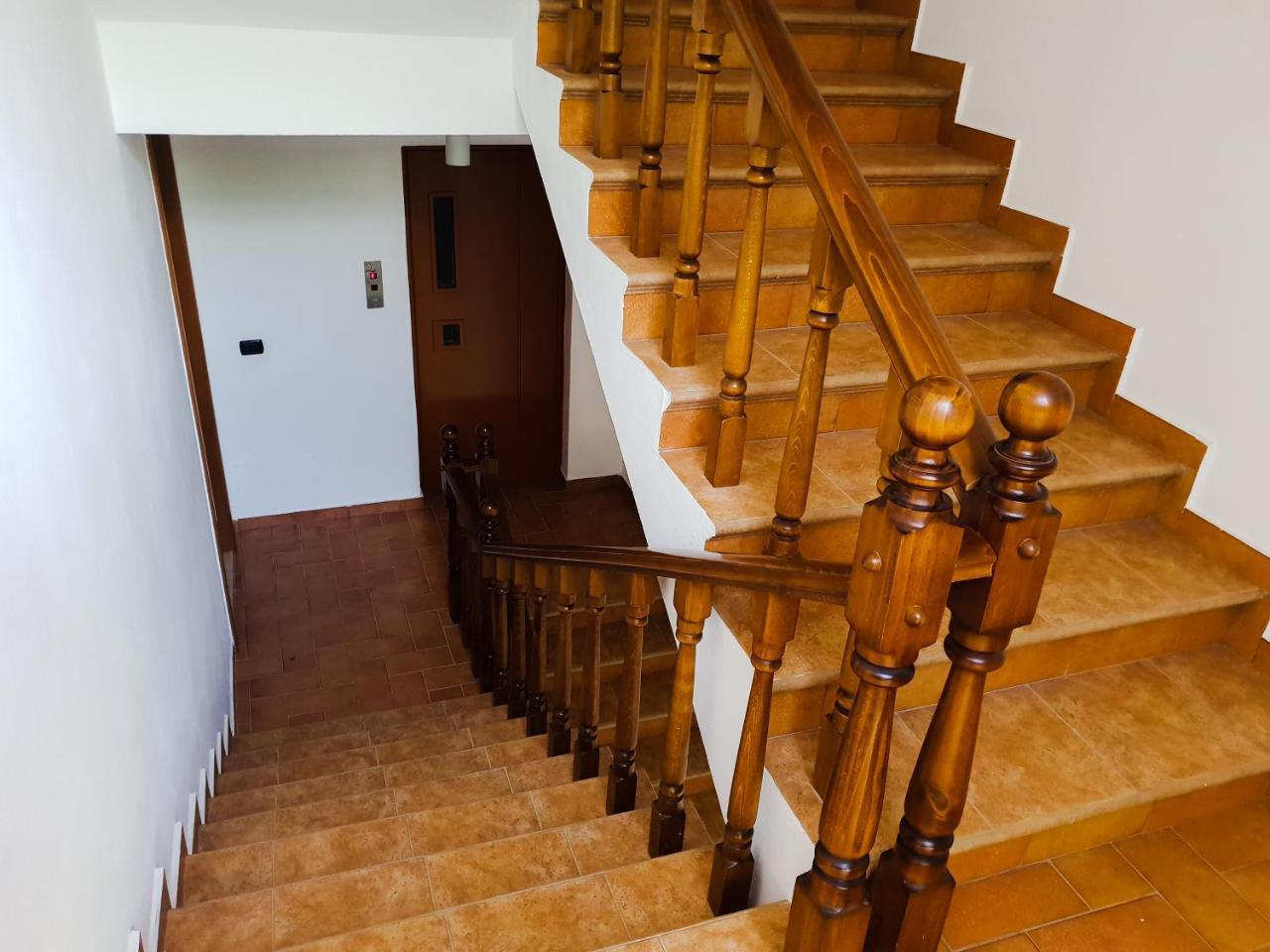 Lux Apartments Avlonya Dış mekan fotoğraf