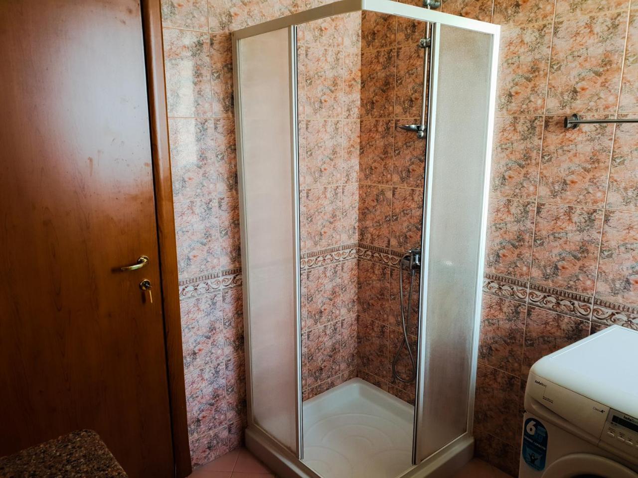 Lux Apartments Avlonya Dış mekan fotoğraf